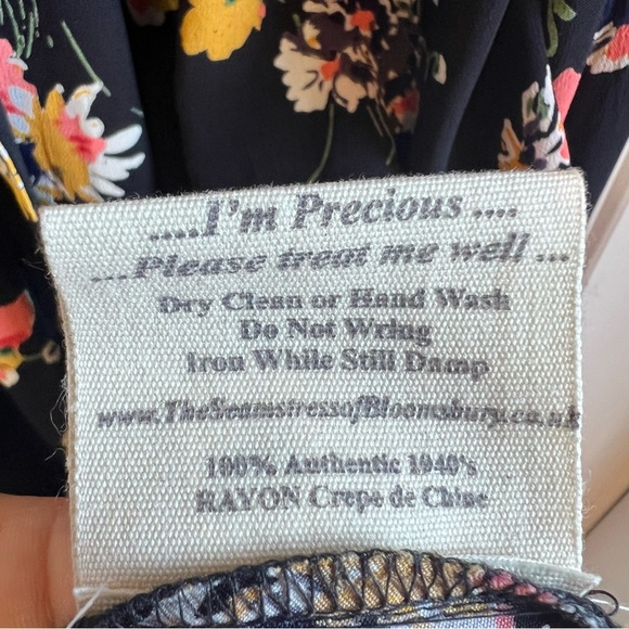 The Seamstress of Bloomsbury Roma Dress in Black Mayflower like new condition - Picture 16 of 16